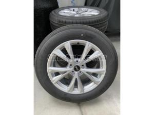 Goodyear Eagle F1 SUV nyári 235/55 R18 100 V TL 2022 / Gyári alufelni 18x7
