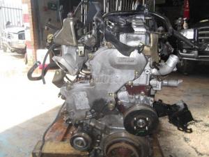 NISSAN NAVARA D40, PATHFINDER / motor egyben