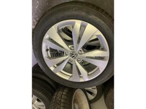 Bridgestone Lm 001 SEAL téli 215/55 R18 95 T TL 2020 / Gyári alufelni 18x7,5
