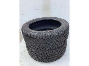 Kumho Wintercraft téli 245/45 R19 102 V TL 2022