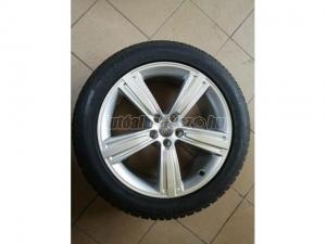Dunlop 3D téli 235/50 R19 103 H TL 2017 / Gyári alufelni 19x8